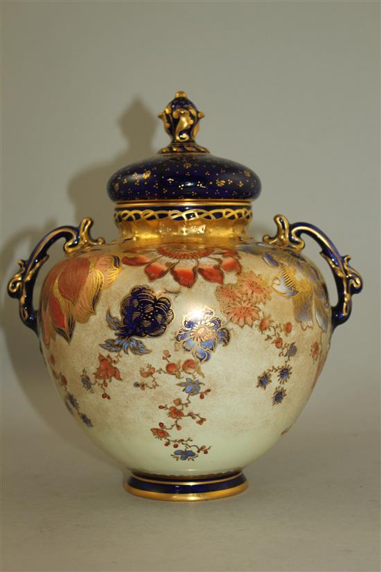 A large fine Royal Crown Derby vase and cover, c.1903, 24cm